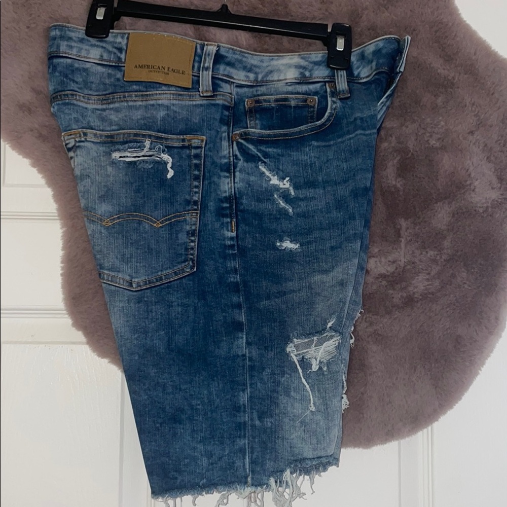 American Eagle Distressed and white washed men’s Denim Shorts